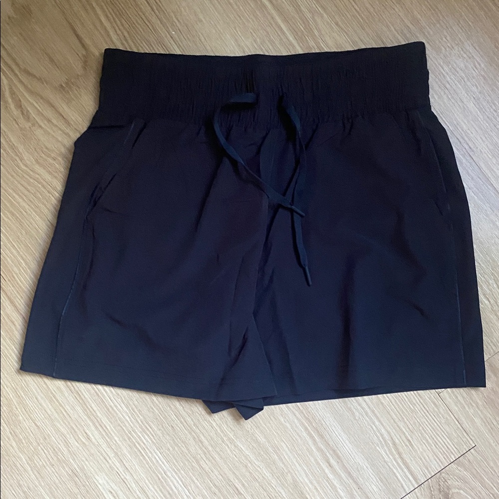SPANX On the Move Black 4” Shorts - Picture 9 of 11